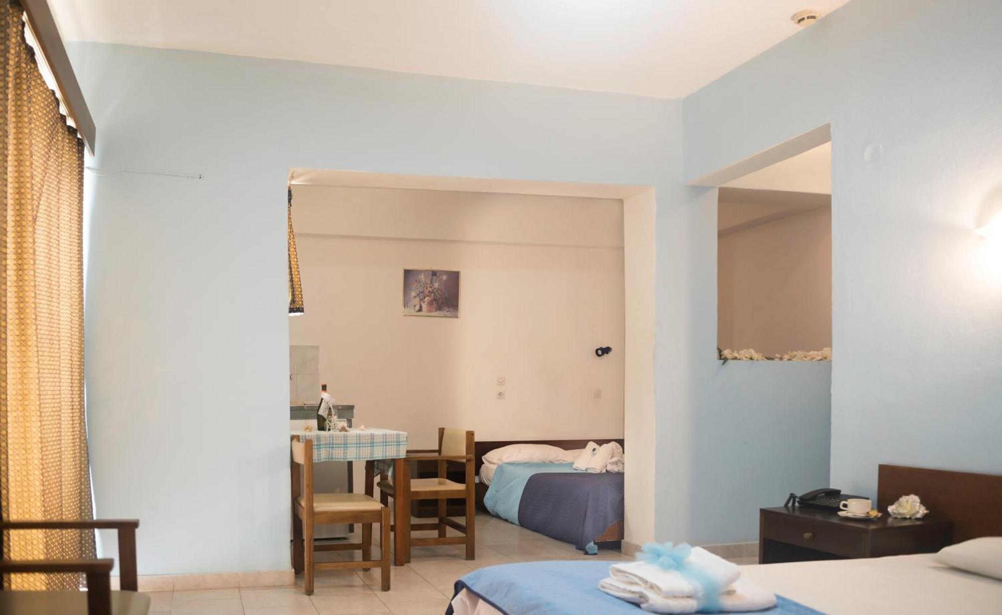 Ξενοδοχείο Αντώνιος Φαληράκι Δωμάτιο φωτογραφία